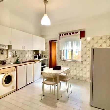 Chiado With Terrace 2 Apartment Lissabon